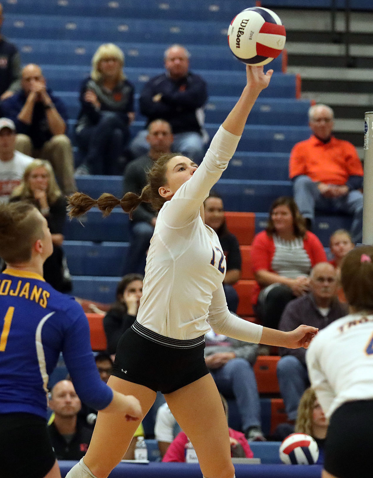 Hubbard_Lydia 10.29.18.jpg